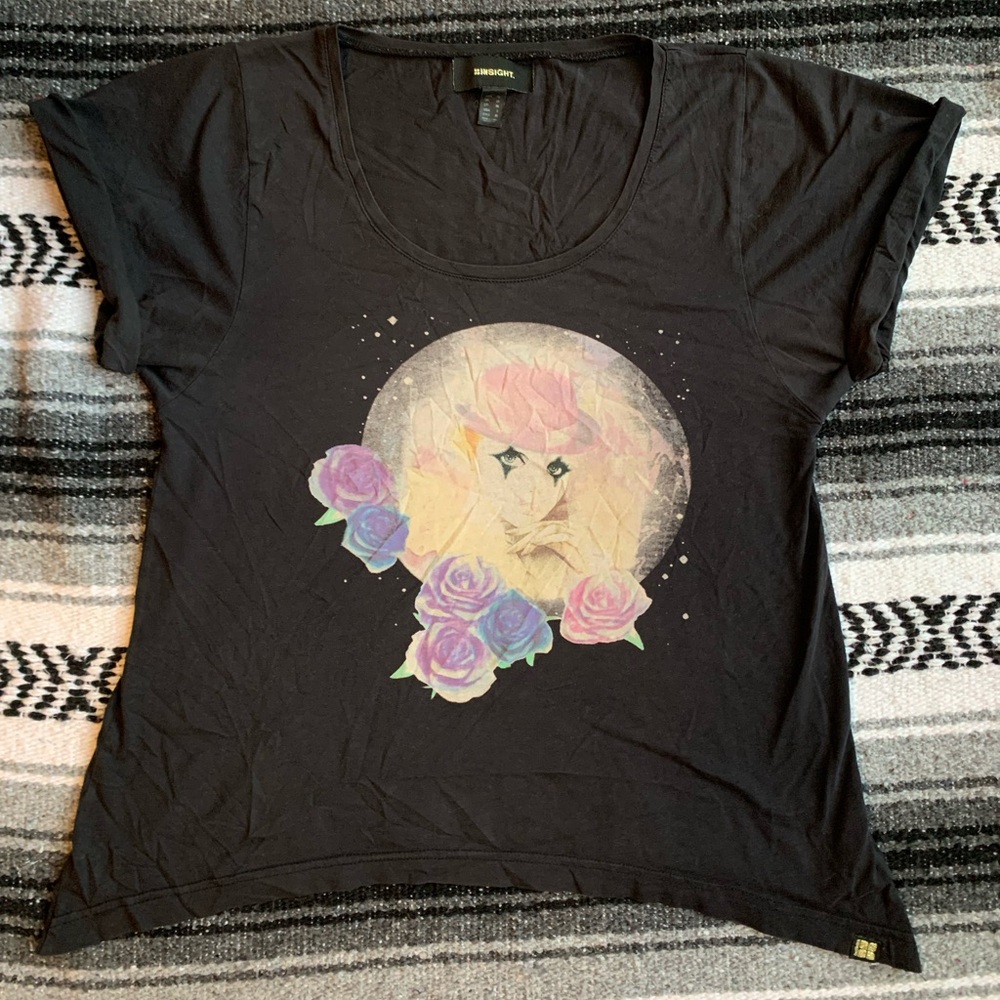 Vintage Insight Graphic T-shirt with Uneven Hem Size M